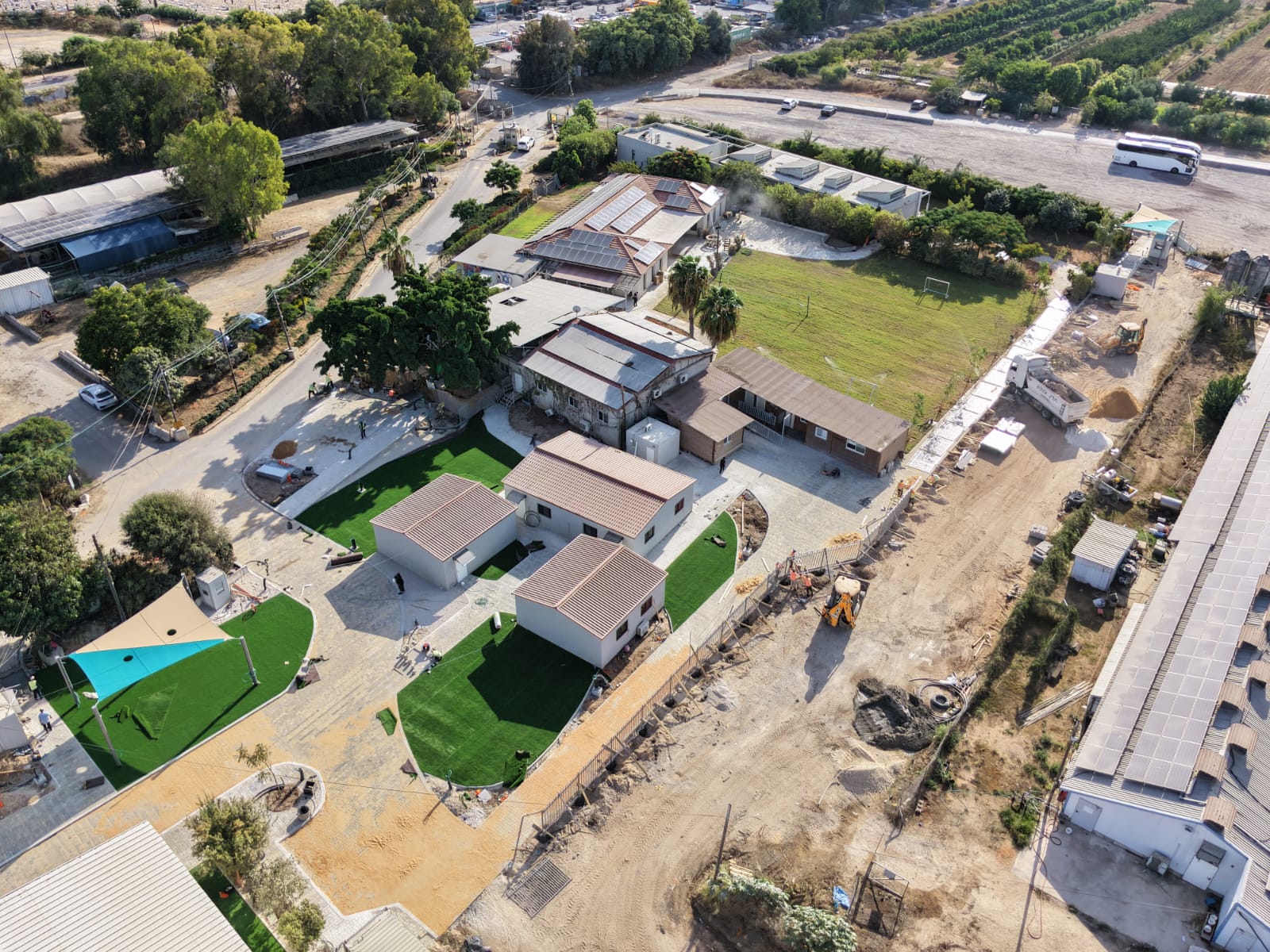מבט אווירי על פיתוח בית ספר קינג סולומון ברמת השרון